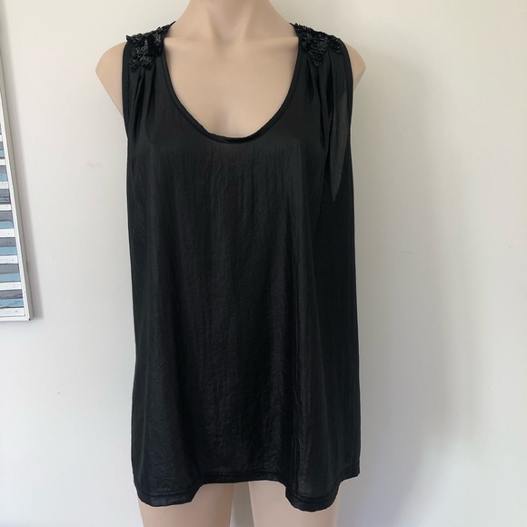 Mink Pink Tops - 🌿 MINK PINK 🌿 black short sleeve blouse with beaded detail size 14
